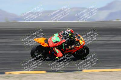 media/Apr-05-2024-Apex Assassins-CVMA Friday Practice (Fri) [[ee2ef04f2b]]/3-Racer 2/Session 3 (Bowl Speed Pans)/